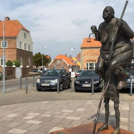 Hyggeligt Lille Byhus Lige Mellem Havnen Og Bytorv Ringkøbing Kültér fotó