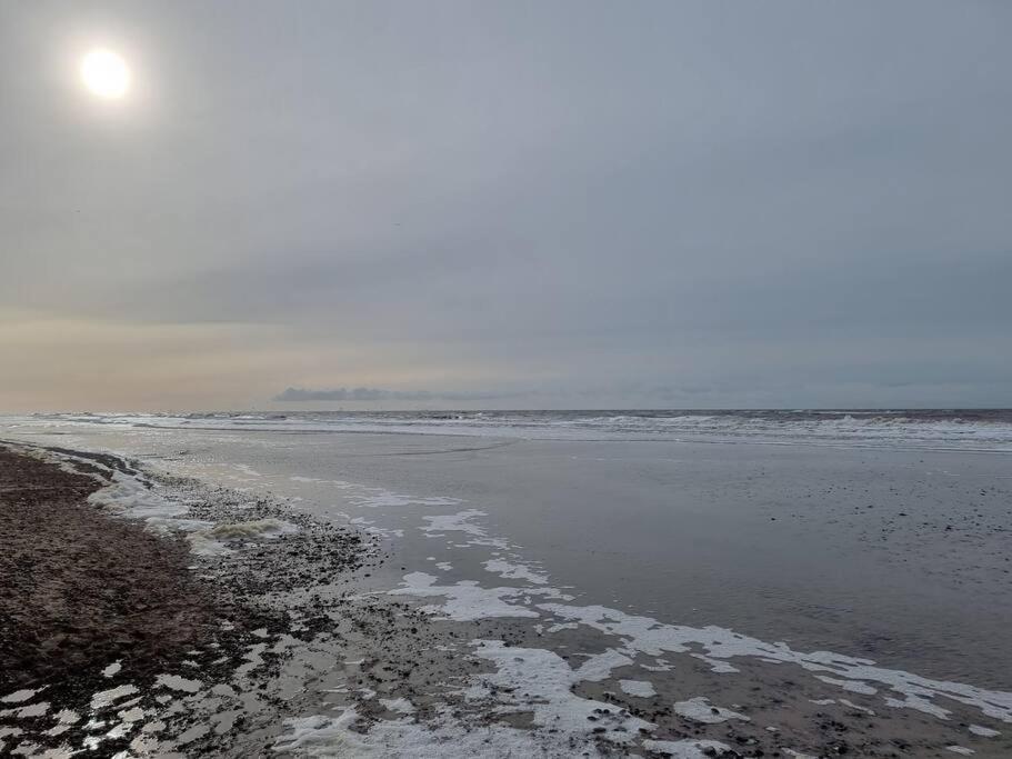Hyggeligt Lille Byhus Lige Mellem Havnen Og Bytorv Ringkøbing Kültér fotó