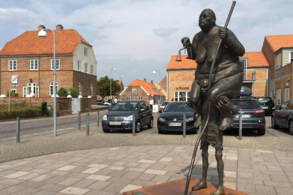 Hyggeligt Lille Byhus Lige Mellem Havnen Og Bytorv Ringkøbing Kültér fotó