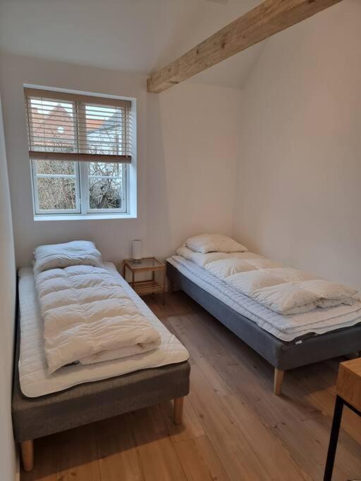 Hyggeligt Lille Byhus Lige Mellem Havnen Og Bytorv Ringkøbing Kültér fotó